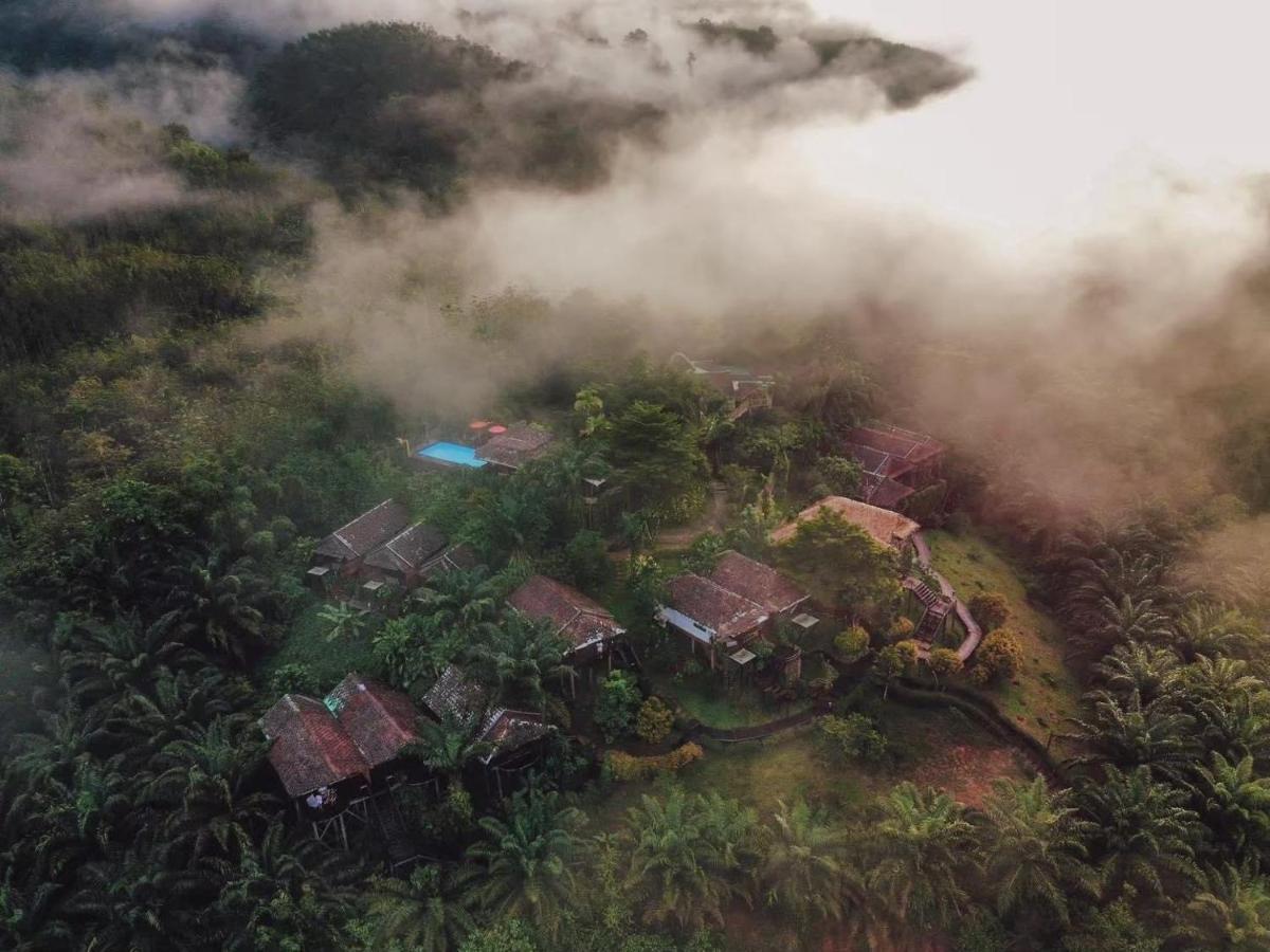 Khao Sok Boutique Camping - Exotic Cliff Camping Hotel Khao Sok National Park Exterior photo